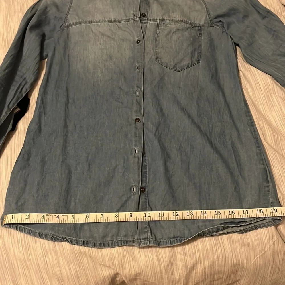 Button down - Picture 10 of 13